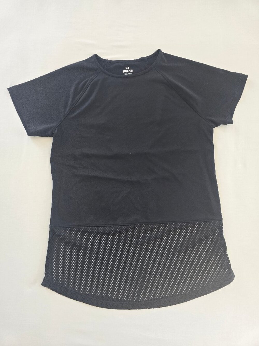 Women's Black Under Armour Open Back T-Shirt with Jersey Mesh Size Small